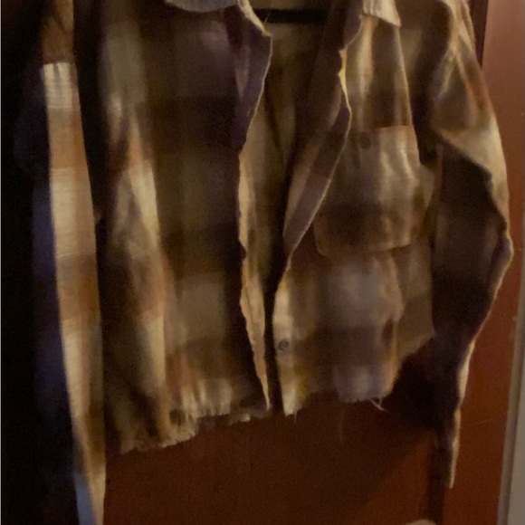 COPY - No Comment Flannel Crop - Picture 3 of 10